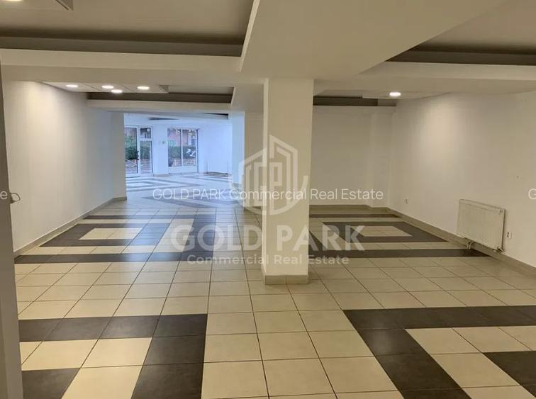 Spatiu Comercial/ SHOWROOM -166 mp -Vitrina la strada-Zona cu Trafic - 5