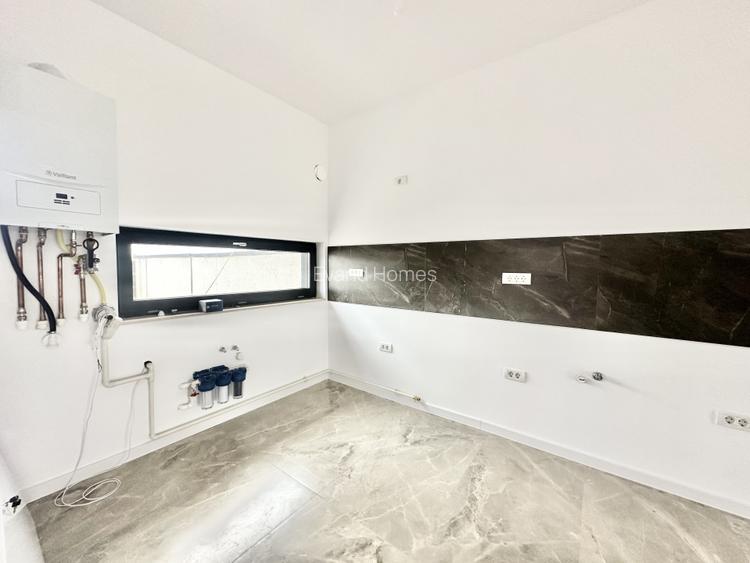 Duplex pe parter cu 3 camere si 2 bai - Mosnita Noua - 6