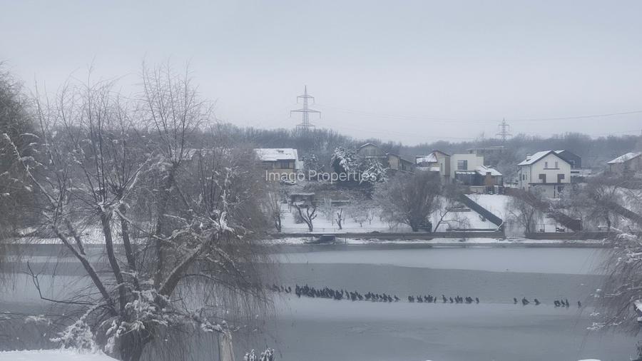 Vila amplasata pe malul lacului - 20