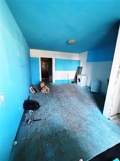 Vanzare garsoniera, zonaTractorul, etajul 1, insorita - 8