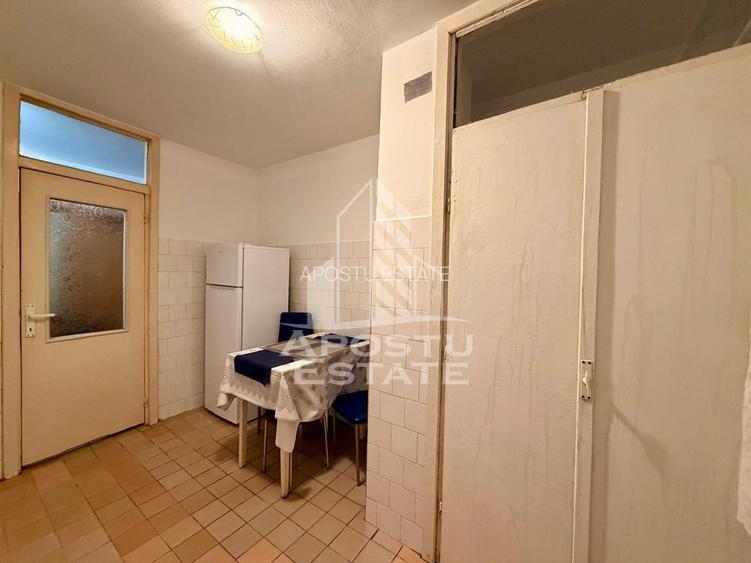 Apartament cu 3 camere, centrala proprie, zona Soarelui - 9