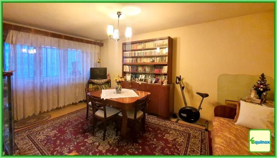 Apartament cu 4 camere de vțnzare, Republicii-8 Martie, ECX56163 - 2