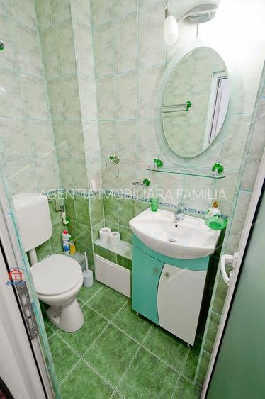De închiriat apartament 3 camere, Micro 20 - 10