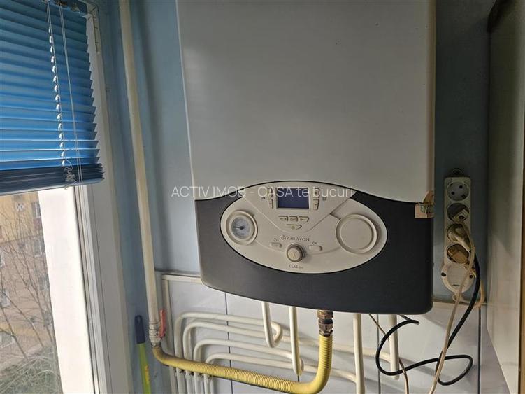 Resita, 2 Cam. Mobilat, Micro 3 - 21