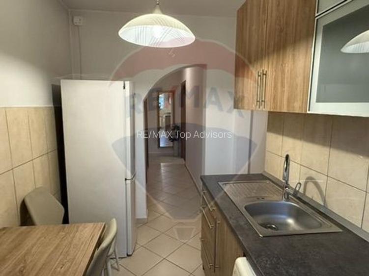 VANZARE Apartament cu 2 camere in zona Favorit / Drumul Taberei - 28