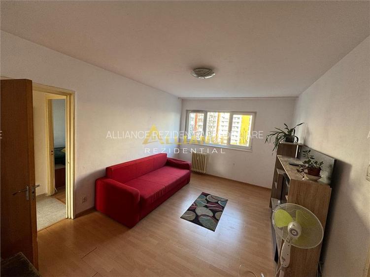 3 Camere Dristor I metrou 7 min - 4