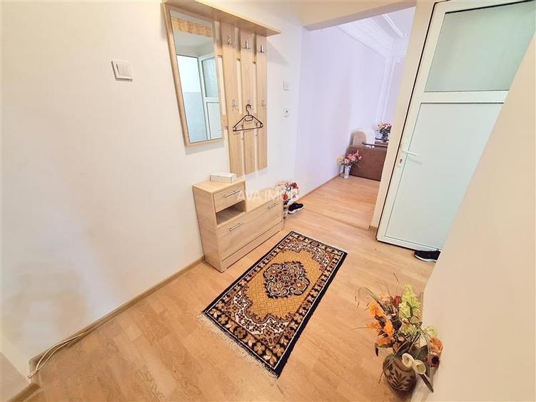 Apartament 2 camere, mobilat si utilat, etaj 2, zona Cora - 11