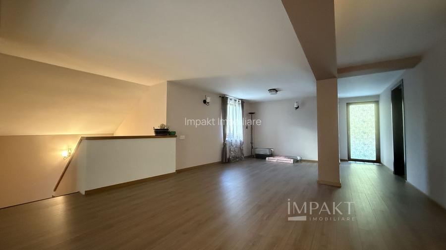 Vila deosebita cu 5 camere pe o strada privata in Borhanci - 8