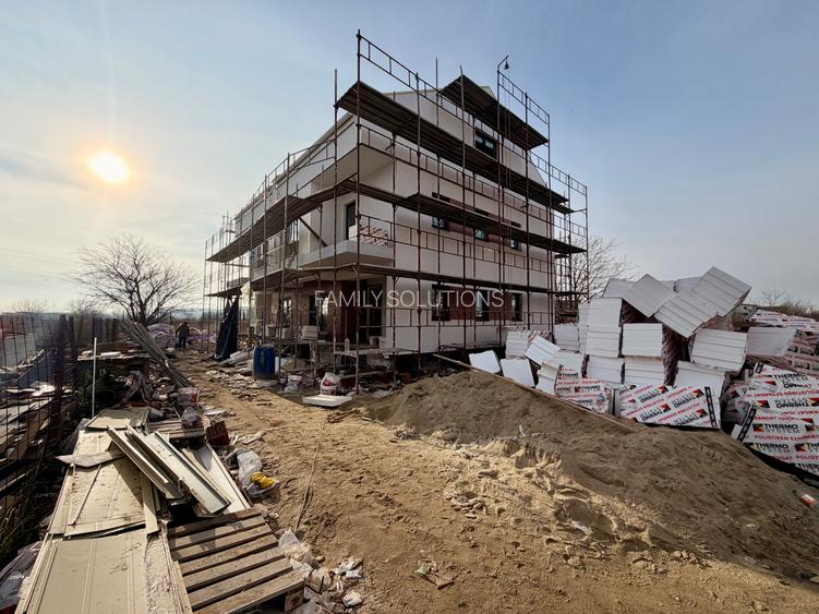 Casa noua P+1+M 6 cam. Util 164mp. Teren 250mp - 2