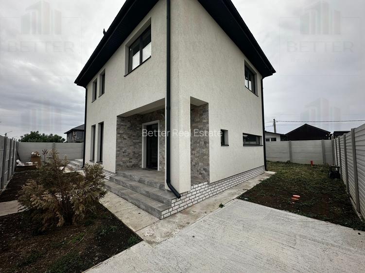 Casă de vânzare – P+1 - 4 camere - teren 300 mp - 17