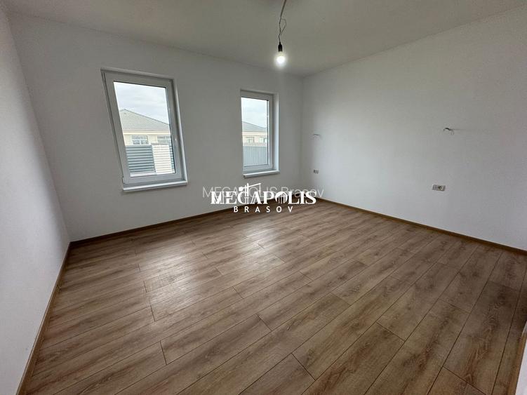 Vanzare Casa pe Parter  4 Camere  Brașov în Cartierul izvor - 15