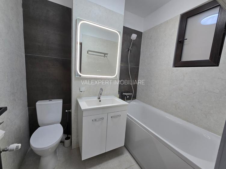 Metrou Aparatorii Patriei,2cam,dec,60mp,renovat,loc parcare,prima inchiriere. - 4