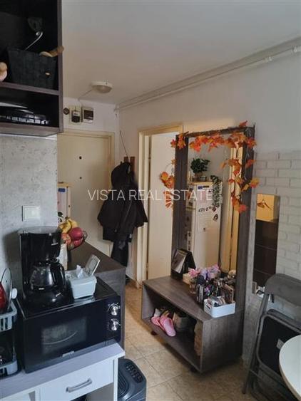 Exclusivitate, Garsoniera decomandata, Zona Garii, Brasov - 2