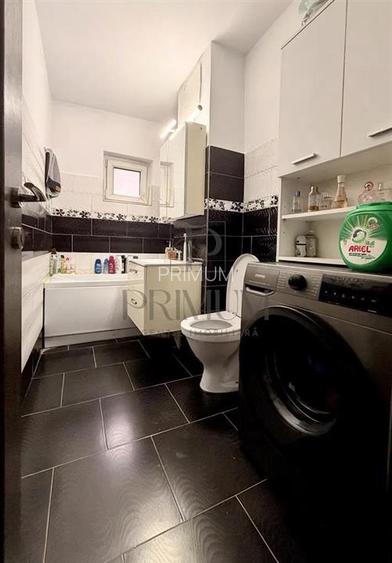 KIRIAC - ETAJ 2 - CENTRALA PROPRIE - 3 CAMERE - 2 BAI - RENOVAT - 9