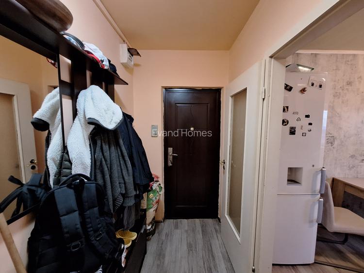 Apartament cu 3 camere mobilat si utilat-  zona Aradului - langa Piata Verde - 20