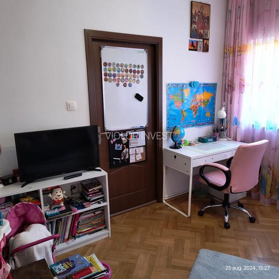 Mosilor, Central, apart 3 cam et 3 - 5