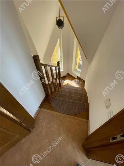 Casa cu 8 camere si 800 mp curte in zona Calea Poplacii Sibiu - 26