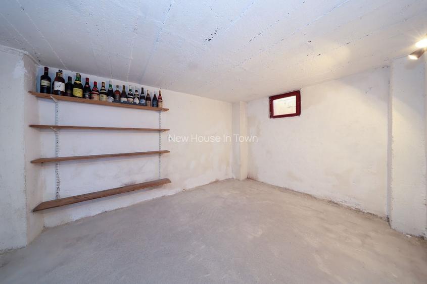 Casa de vanzare Rasnov + Spatiu Comercial | Teren 1062mp - 40