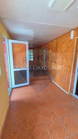 Casă cu teren de vânzare în cartierul Vadul Ungurului - Galați - 8