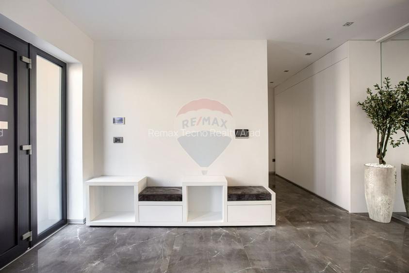 Vilă de lux stil mediteranian de vânzare zona Aradul Nou-Tabacovici - 11