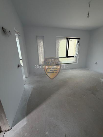 Casa de vanzare , 157 mp , Tomis Plus, terasa 15 mp, 2 locuri de parcare, teren - 6