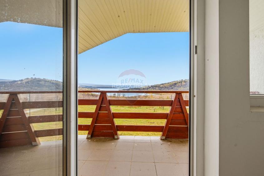 POZIȚIE STRATEGICĂ cu Potențial Major de Exploatare și Reconversie - 23