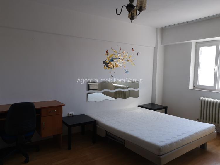 Apartament cu 2 camere la strada zona Stadion - 3