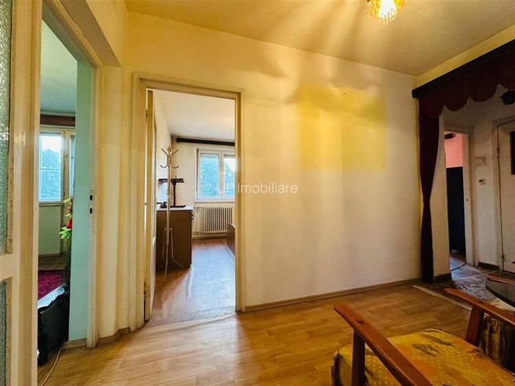 APARTAMENT 3 CAMERE, ETAJ 3, ZONA ROGERIUS, STR TRANSILVANIEI - 7