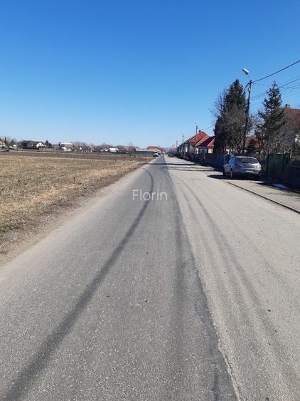 Vand teren intravilan construibil utilitati drum asfalt central Lunca Calnicului - 8