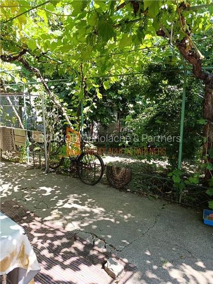 Casa tip parter + spatii comerciale Zona Garii - 17