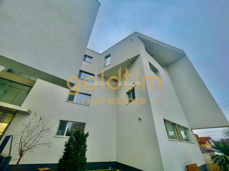 SUPERB/SUPRAFETE GENEROASE/2 BAI/ GRADINA SI TERASA 80 Mp - 15