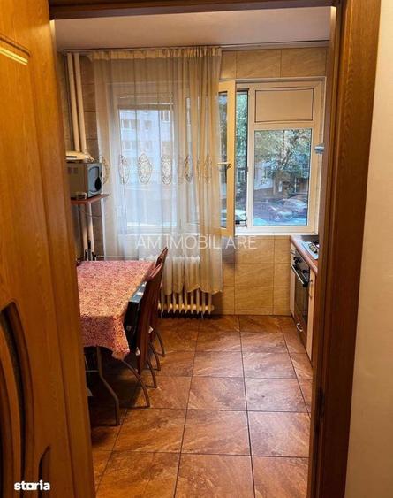 AP. 3 CAMERE DRISTOR, BUCATARIE INCHISA, MOBILAT/UTILAT, METROU 1 MIN - 5