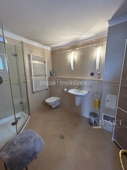 Vila individuala de lux de inchiriat, in cartier Gruia aproape de Cetatuie! - 26