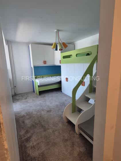 1 Mai - Clucerului - apartament deosebit, 3 camere - 15