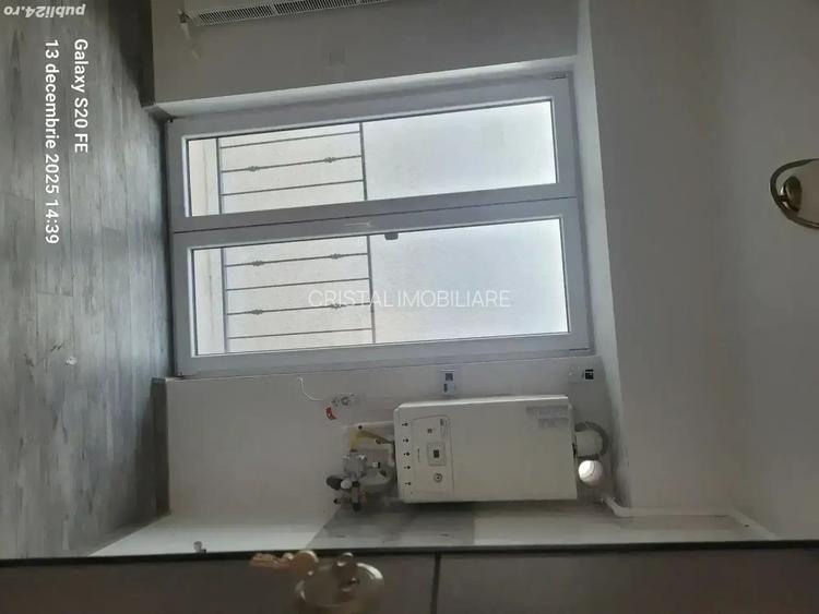 Garsoniera bloc nou, 38 mp, ideala birou/salon- 13 Septembrie - 4