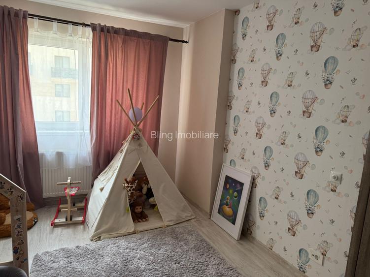 Apartament cu 3 camere,etaj intermediar, zona Vivo - 2