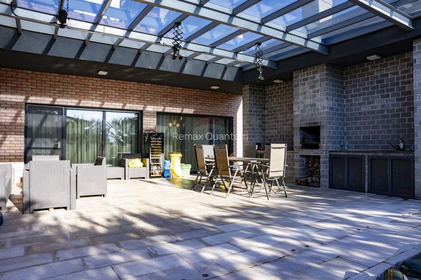 Casă / Vilă cu 5 camere de vânzare în zona Dealuri Oradea - 28