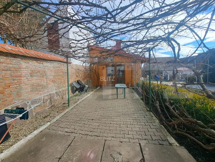 Casa saseasca renovata integral, 2200 mp teren, ideala pentru doua familii  - 3