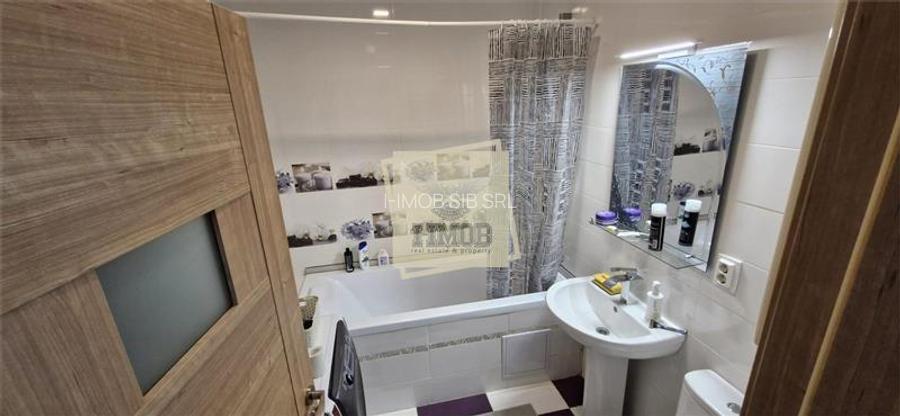 Apartament cu 3 camere si balcon Selimbar - 8