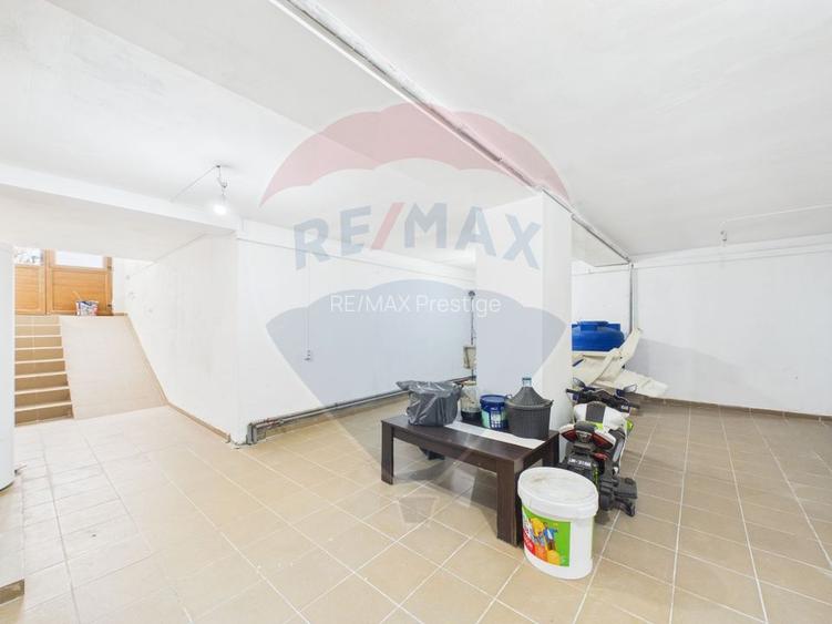 Casă / Vilă Tancabesti 6 camere de inchiriat - 16