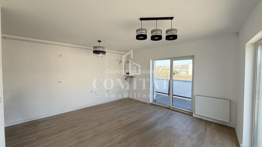 Preț excelent | Apartament cu 4 camere, 2 băi | Dâmbul Rotund - 2