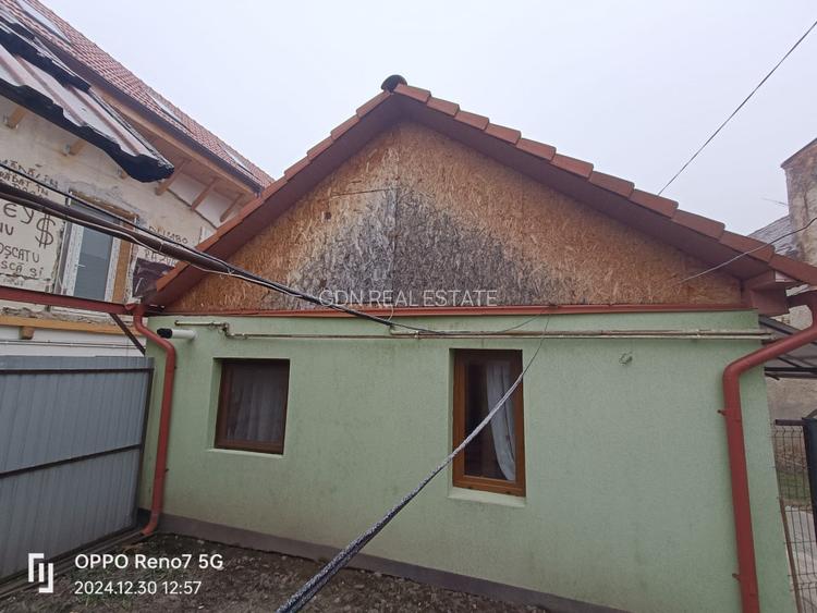 Casă de vânzare - 8