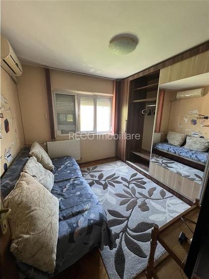 RECO apartament  2 camere in Decebal - 6