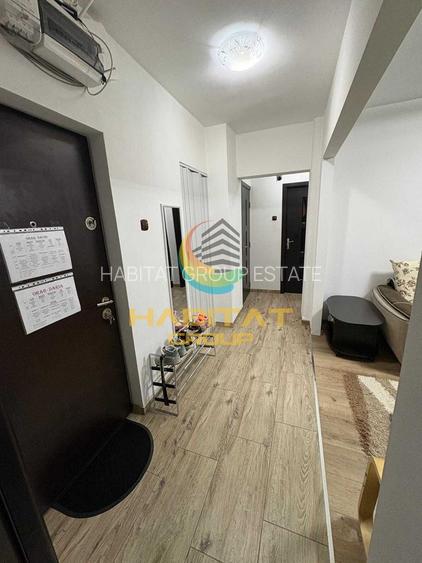 Apartament de Vanzare - 3 Camere - 2