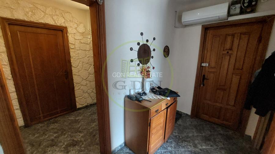 Apartament 4 camere, decomandat, 87 mp, cartier 1 Mai, zona Sara - 8