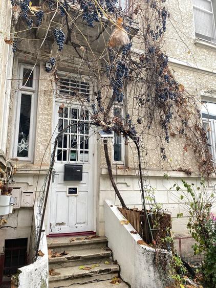 De Vanzare Vila Interbelica, 8-10 Camere, Romana - Zodiac - 37