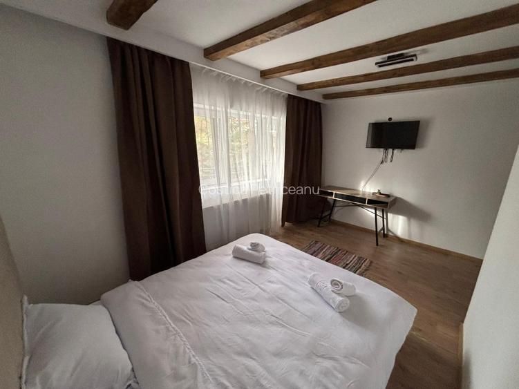 Vand casa Ranca 9 camere cu 9 bai plus living camera tehnica  - 2