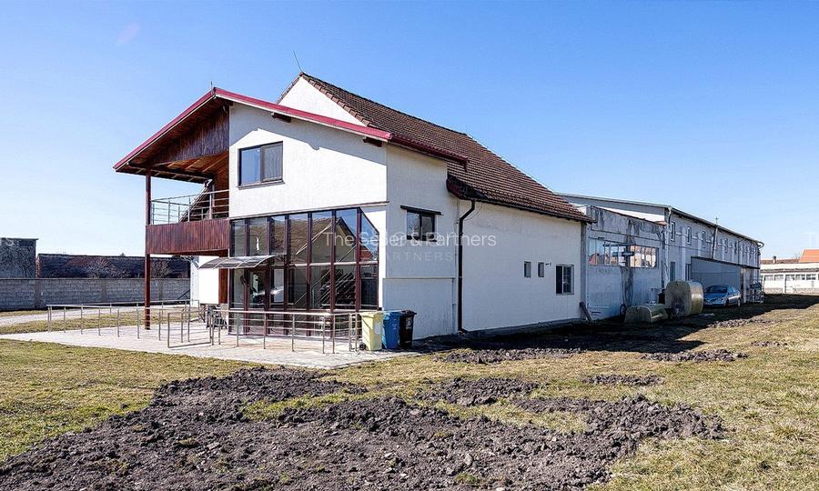 Platformă industrială cu 2 hale și sediu administrativ – teren 3.871 m - 2