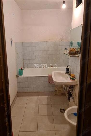 Vanzare apartament 3 camere Lacul Tei - 5