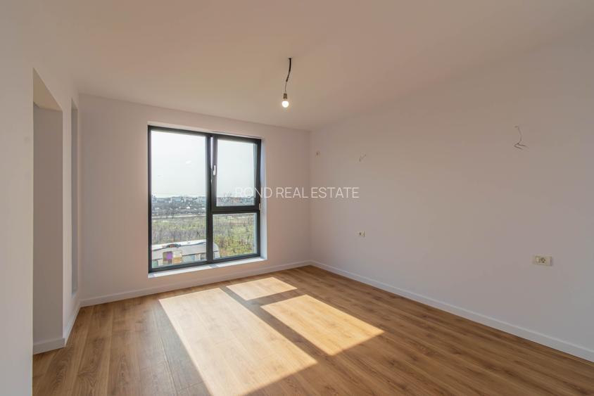 O casă sub propria ei lună - 16